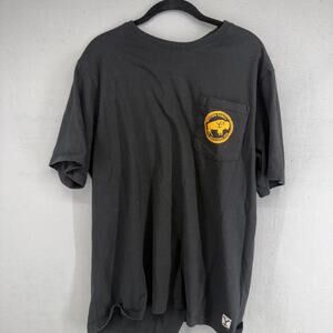 Yellowstone Dutton Ranch Pocket T Black And Gold XL
